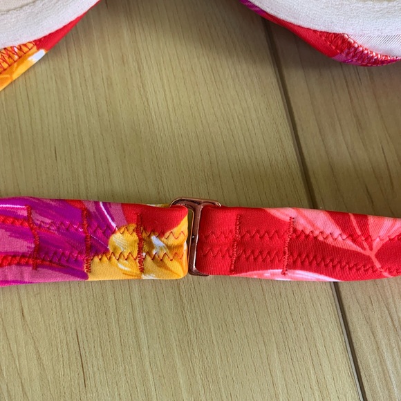 Red Floral Push-Up Bikini Set Small/34C SHADE & SHORE Target excellent condition - Picture 7 of 8